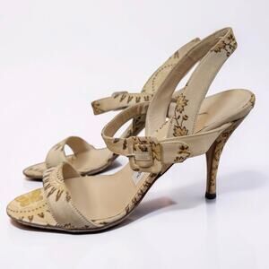 Vintage Manolo Blahnik Jacquard Gold Embroidered Slingback Heels 36 5.5